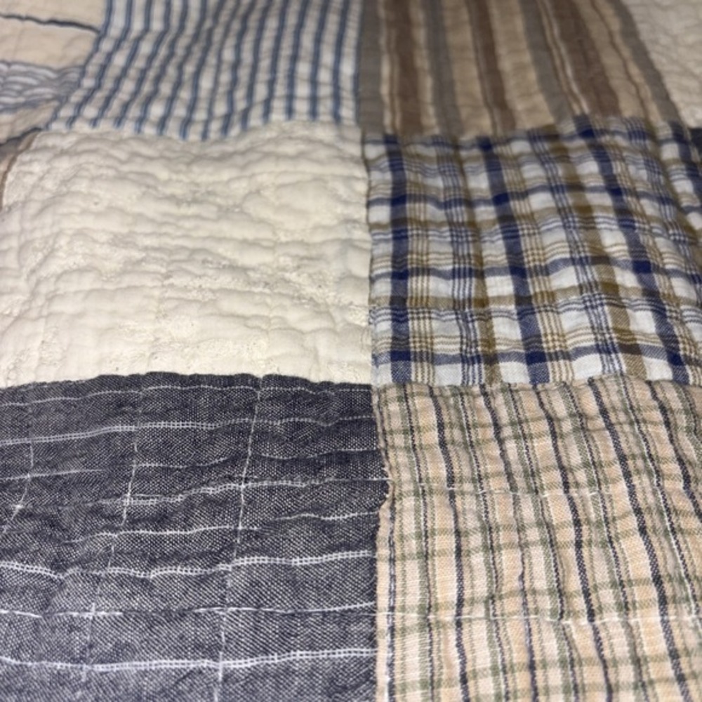 Ruff Hewn Farmhouse Pair Quilted Patchwork Pillow Shams - Picture 6 of 9